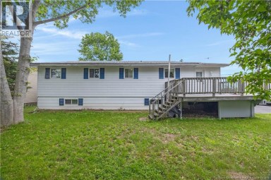 221 Magnolia Avenue Sussex New Brunswick photo 3