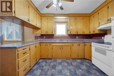 221 Magnolia Avenue Sussex New Brunswick photo 8