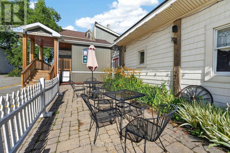 238 BARRIE STREET, Essa (Thornton), Ontario, L0L2N0