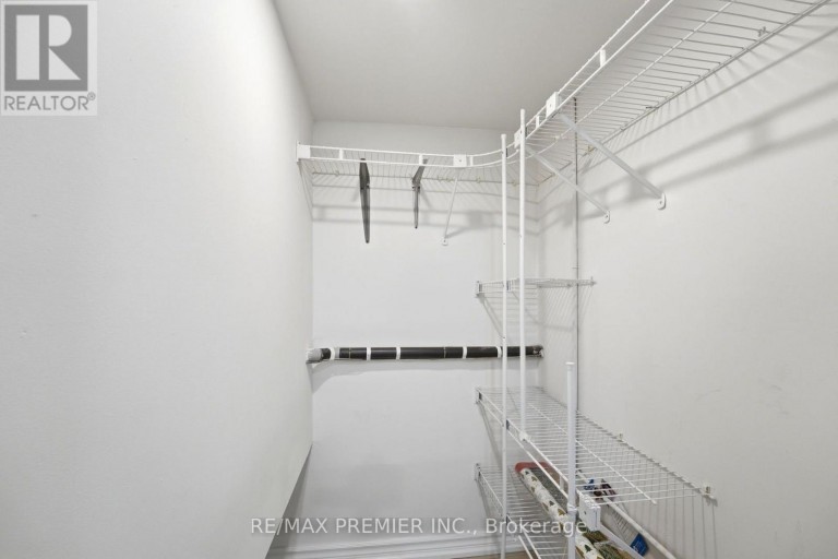 GROUND & LOWER - 21 AVON CRESCENT, Vaughan (East Woodbridge), Ontario, L4L1H4