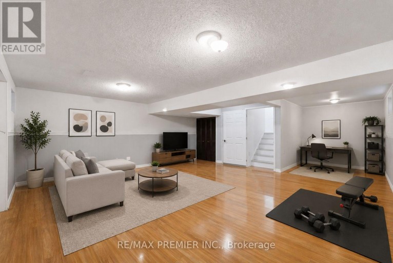 GROUND & LOWER - 21 AVON CRESCENT, Vaughan (East Woodbridge), Ontario, L4L1H4