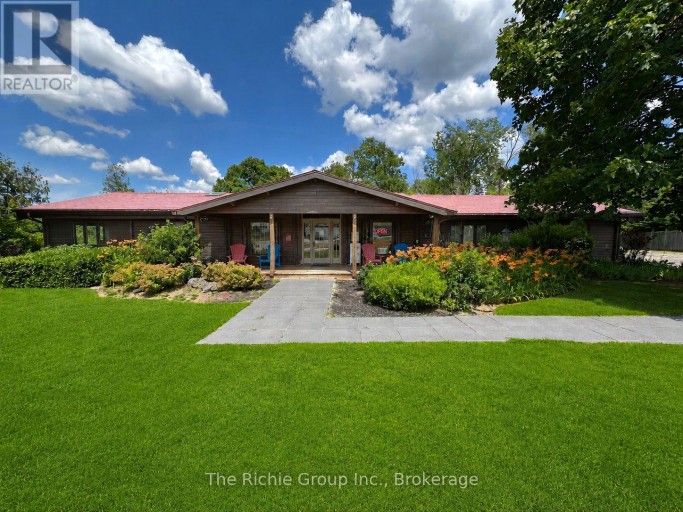 933009 AIRPORT ROAD, Mono, Ontario, L9W6C7