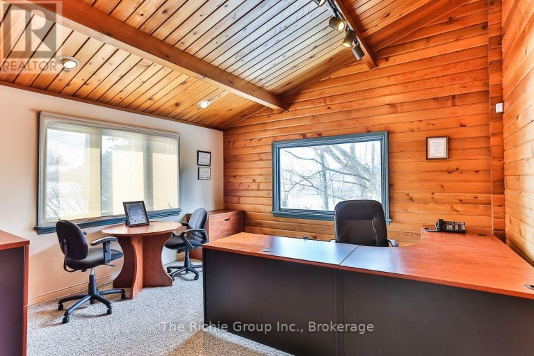 933009 AIRPORT ROAD, Mono, Ontario, L9W6C7