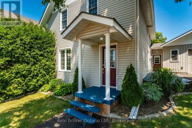 17 PEEL STREET Penetanguishene Ontario photo 1