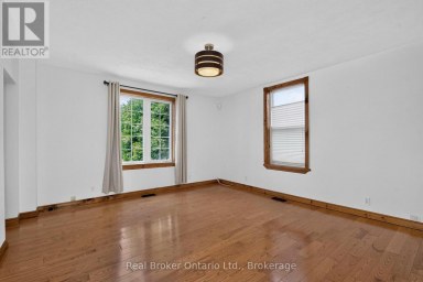 17 PEEL STREET Penetanguishene Ontario photo 11