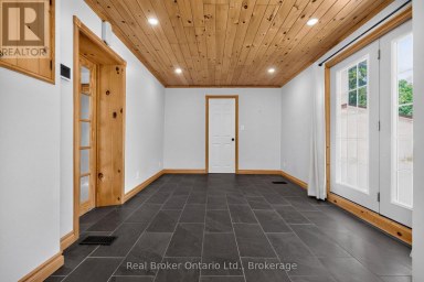 17 PEEL STREET Penetanguishene Ontario photo 15