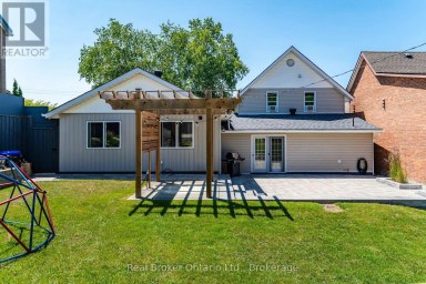 17 PEEL STREET Penetanguishene Ontario photo 27