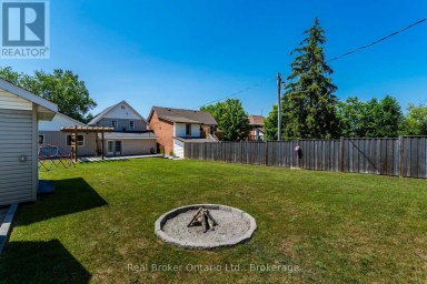 17 PEEL STREET Penetanguishene Ontario photo 30