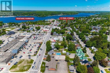 17 PEEL STREET Penetanguishene Ontario photo 36