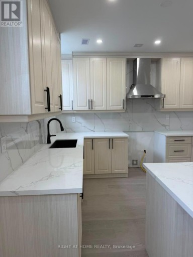 B - 2 CHESNEY CRESCENT, Vaughan (Kleinburg), Ontario, L4H4A7