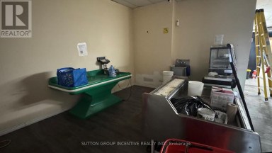 4 - 285 DUNLOP STREET W Barrie (400 North) Ontario photo 23