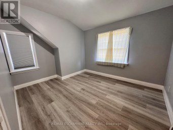 UPPER UNIT - 46 PLAINS ROAD Burlington (LaSalle) Ontario photo 14