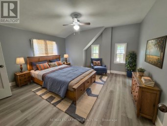 UPPER UNIT - 46 PLAINS ROAD Burlington (LaSalle) Ontario photo 17