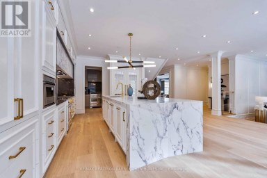 230 DUNVEGAN ROAD Toronto (Forest Hill South) Ontario photo 18