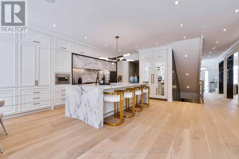 230 DUNVEGAN ROAD, Toronto (Forest Hill South), Ontario, M5P2P2