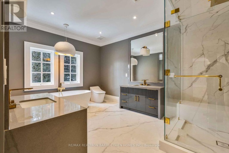 230 DUNVEGAN ROAD, Toronto (Forest Hill South), Ontario, M5P2P2