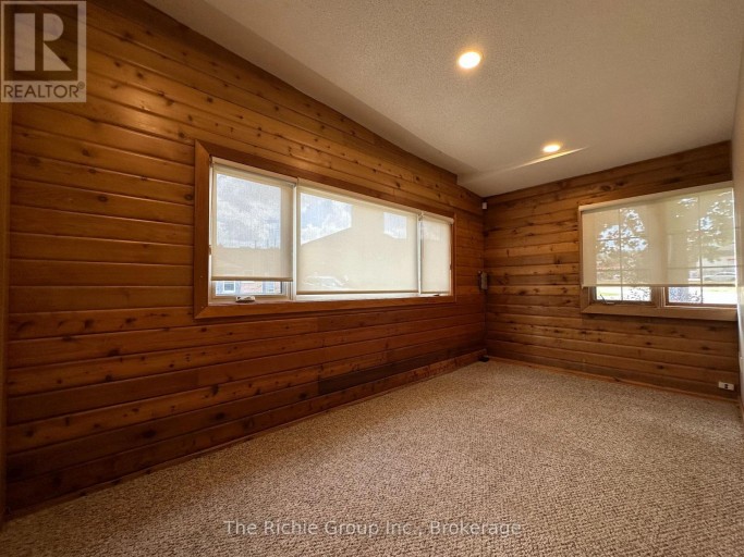 UNIT 2 - 933009 AIRPORT ROAD, Mono, Ontario, L9W6C7