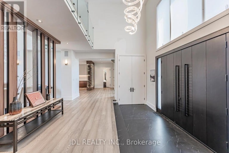 19 FIFESHIRE ROAD, Toronto (St. Andrew-Windfields), Ontario, M2L2G4