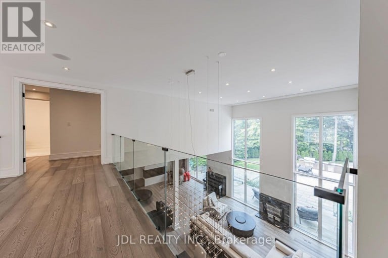 19 FIFESHIRE ROAD, Toronto (St. Andrew-Windfields), Ontario, M2L2G4