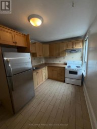 UPPER - 55 CANNON STREET W Hamilton (Strathcona) Ontario photo 3