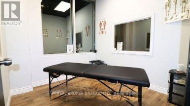 UNIT 7 - ROOM 1 & 2 - 71 INNOVATION DRIVE Vaughan (West Woodbridge) Ontario photo 1