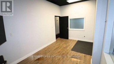 UNIT 7 - ROOM 1 & 2 - 71 INNOVATION DRIVE Vaughan (West Woodbridge) Ontario photo 2