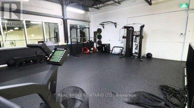 UNIT 7 - ROOM 1 & 2 - 71 INNOVATION DRIVE Vaughan (West Woodbridge) Ontario photo 3