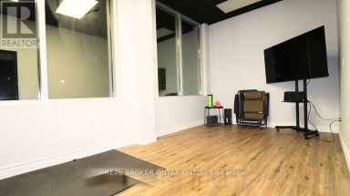 UNIT 7 - ROOM 1 & 2 - 71 INNOVATION DRIVE Vaughan (West Woodbridge) Ontario photo 5