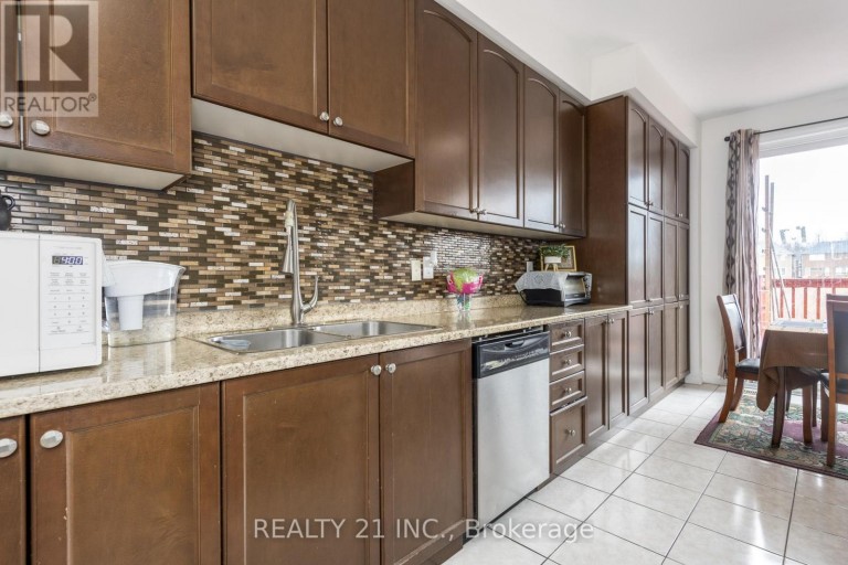 54 TYSONVILLE CIRCLE, Brampton (Northwest Brampton), Ontario, L7A4B1