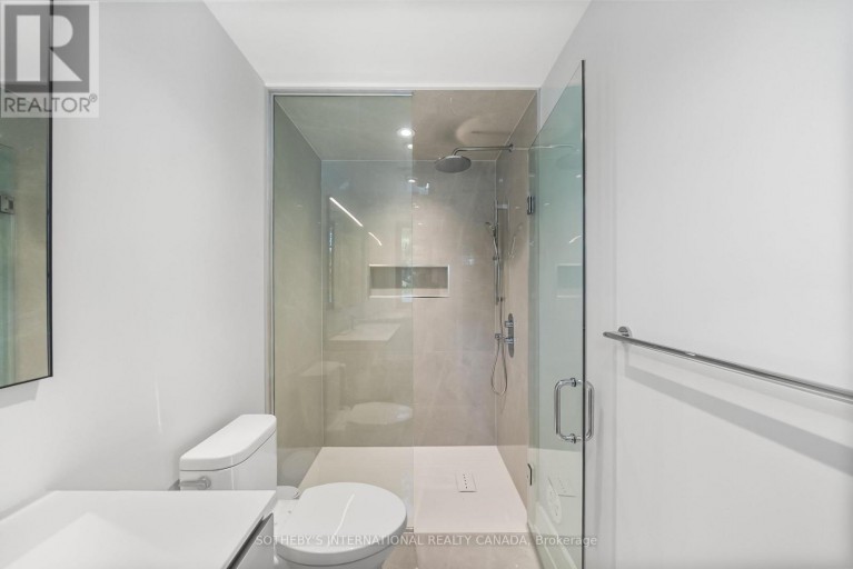 734 AVENUE ROAD, Toronto (Forest Hill South), Ontario, M5P2K1