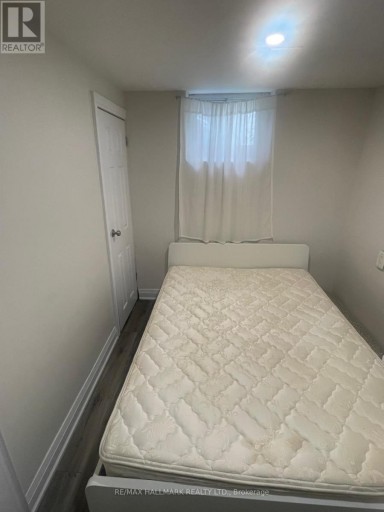 LOWER - 61 AURORA HEIGHTS DRIVE, Aurora (Aurora Heights), Ontario, L4G2W6