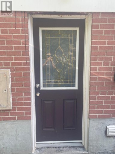 LOWER - 61 AURORA HEIGHTS DRIVE, Aurora (Aurora Heights), Ontario, L4G2W6