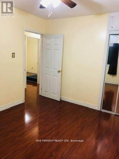 32 CADDY DRIVE, Toronto (Woburn), Ontario, M1G2G1