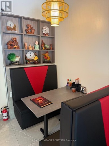 4 - 645 LAKESHORE ROAD E, Mississauga (Lakeview), Ontario, L5G1J5