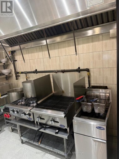 4 - 645 LAKESHORE ROAD E, Mississauga (Lakeview), Ontario, L5G1J5