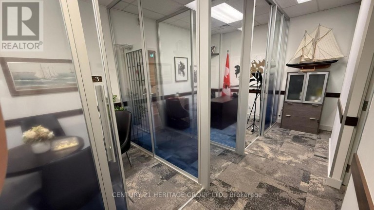PH2B - 330 HIGHWAY 7 E, Richmond Hill (Doncrest), Ontario, L4B3P8