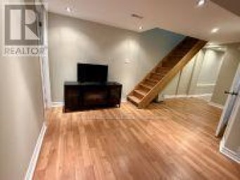 BSMT - 4 LINTON AVENUE Toronto (Birchcliffe-Cliffside) Ontario photo 10