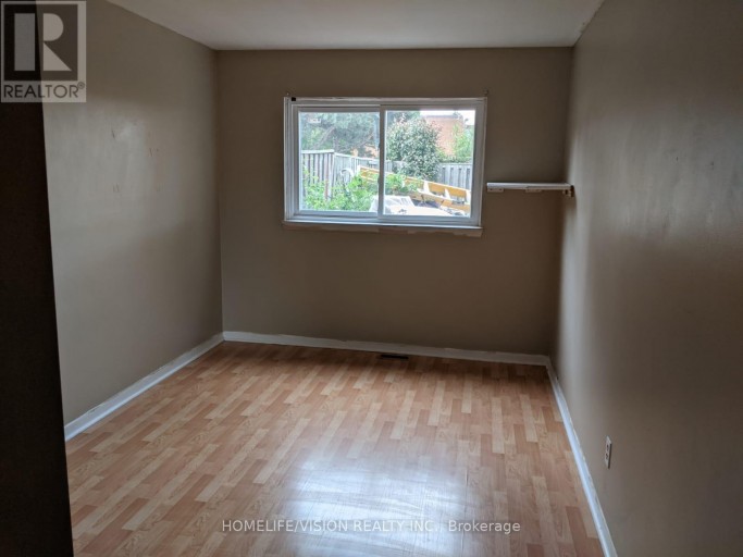 3766 DARLA DRIVE E, Mississauga (Malton), Ontario, L4T2C9