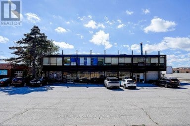 1820 MIDLAND AVENUE Toronto (Dorset Park) Ontario photo 1