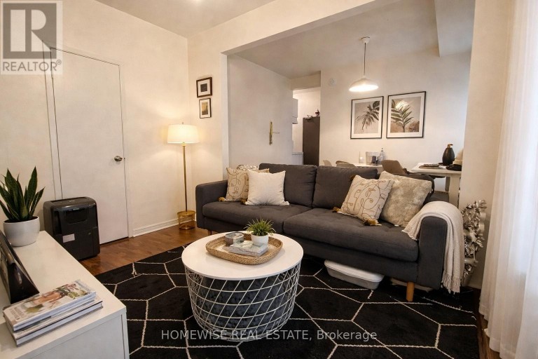 102 - 1 TRILLER AVENUE, Toronto (South Parkdale), Ontario, M6K3B7