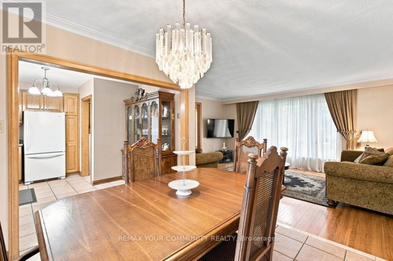35 NETHERFORD ROAD, Vaughan (Maple), Ontario, L6A1C7