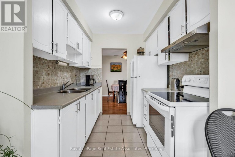 1108 - 1615 BLOOR STREET, Mississauga (Applewood), Ontario, L4X1S2