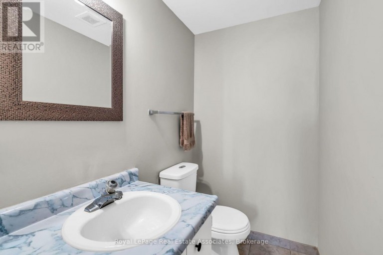 1108 - 1615 BLOOR STREET, Mississauga (Applewood), Ontario, L4X1S2