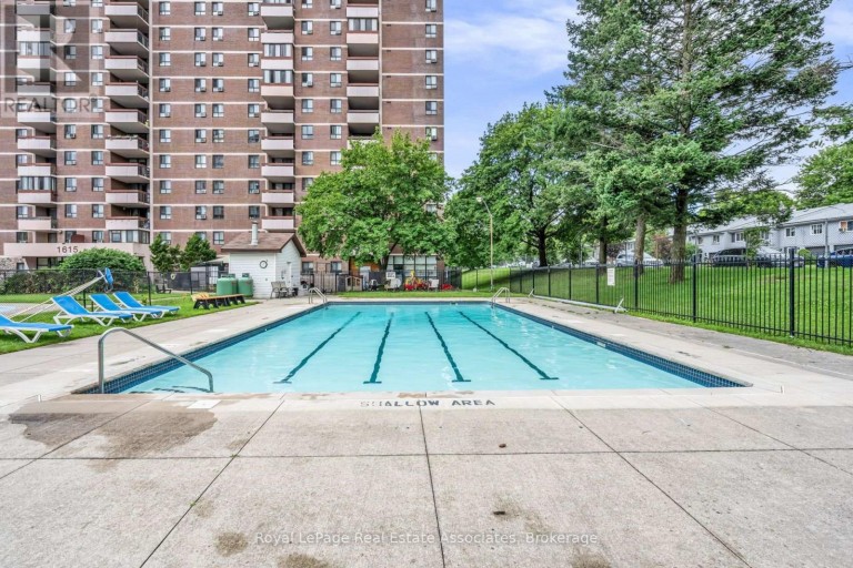 1108 - 1615 BLOOR STREET, Mississauga (Applewood), Ontario, L4X1S2