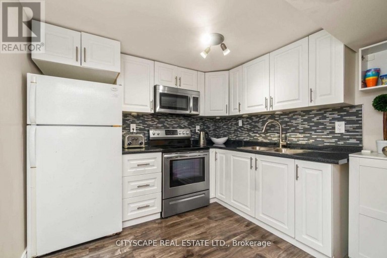 6103 SILKEN LAUMAN WAY, Mississauga (East Credit), Ontario, L5V1A1
