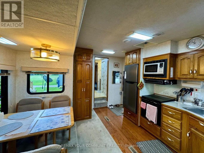 33 - 285 CRYDERMANS SIDE ROAD, Georgina (Baldwin), Ontario, L0E1A0
