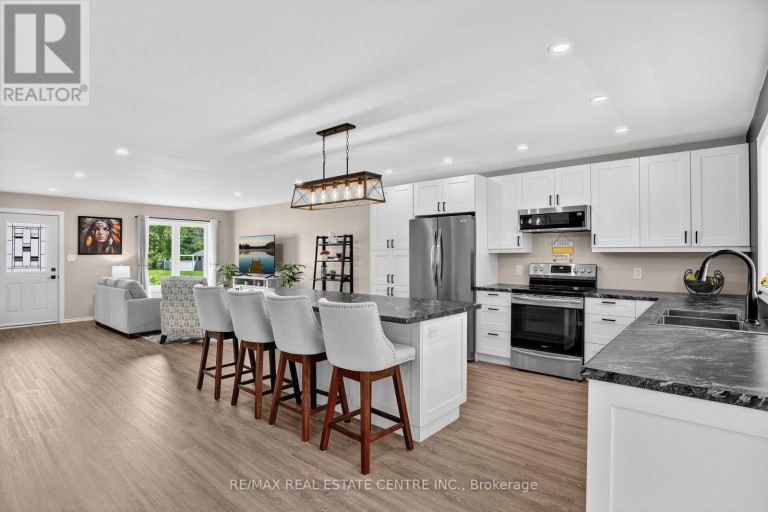 16 WILLIAMS DRIVE, Bancroft (Bancroft Ward), Ontario, K0L1C0