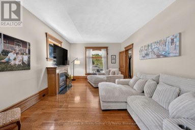 153 PARK STREET Goderich (Goderich (Town)) Ontario photo 10