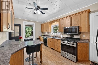 153 PARK STREET Goderich (Goderich (Town)) Ontario photo 17