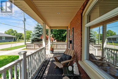 153 PARK STREET Goderich (Goderich (Town)) Ontario photo 5